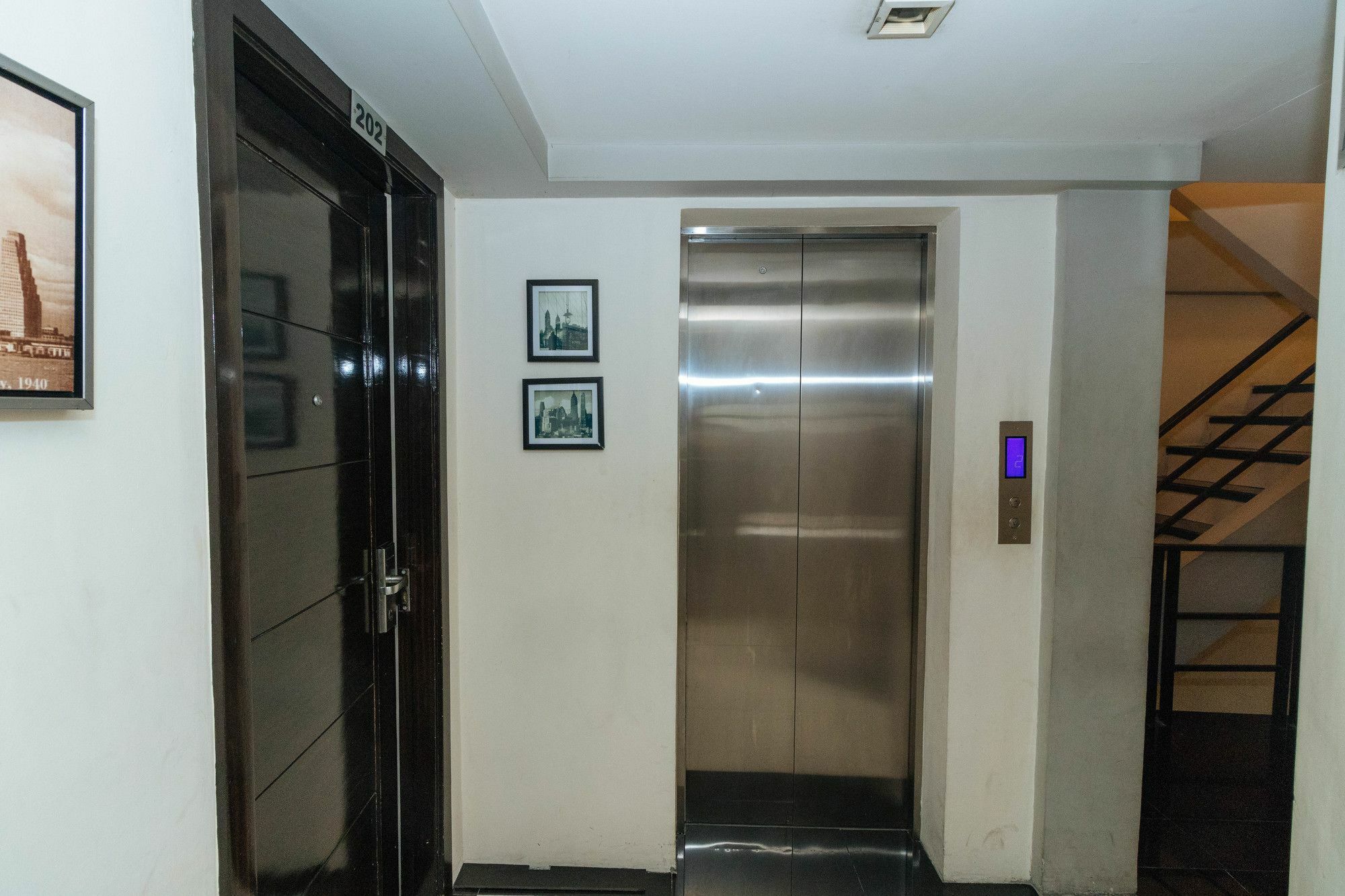 Reddoorz Near Quezon City Circle Exterior photo