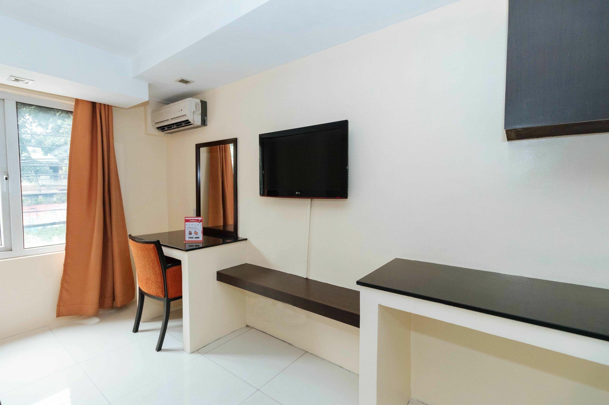 Reddoorz Near Quezon City Circle Exterior photo