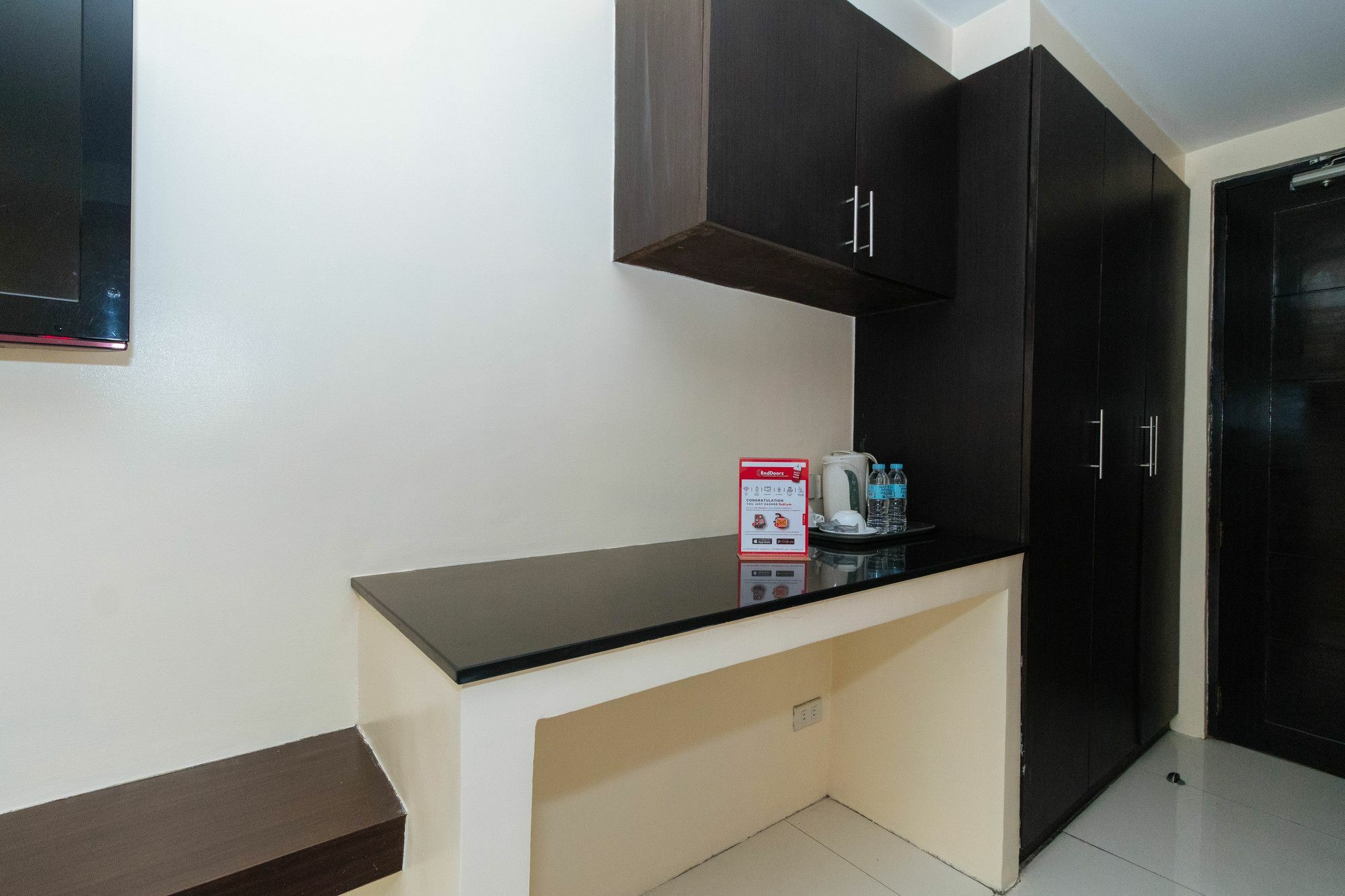 Reddoorz Near Quezon City Circle Exterior photo